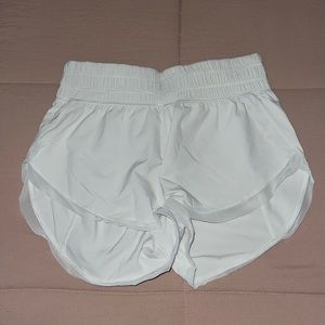 White lululemon shorts